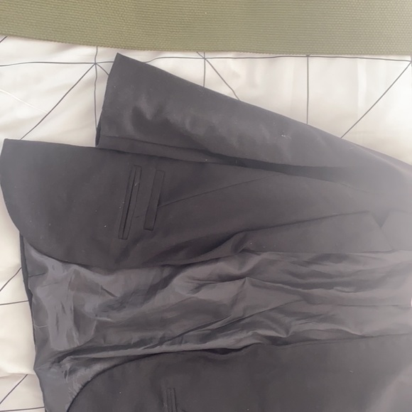 Size Medium Blazer - Picture 4 of 7